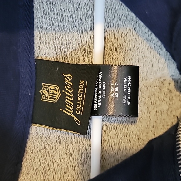 NFL Bronco pullover - Picture 4 of 5